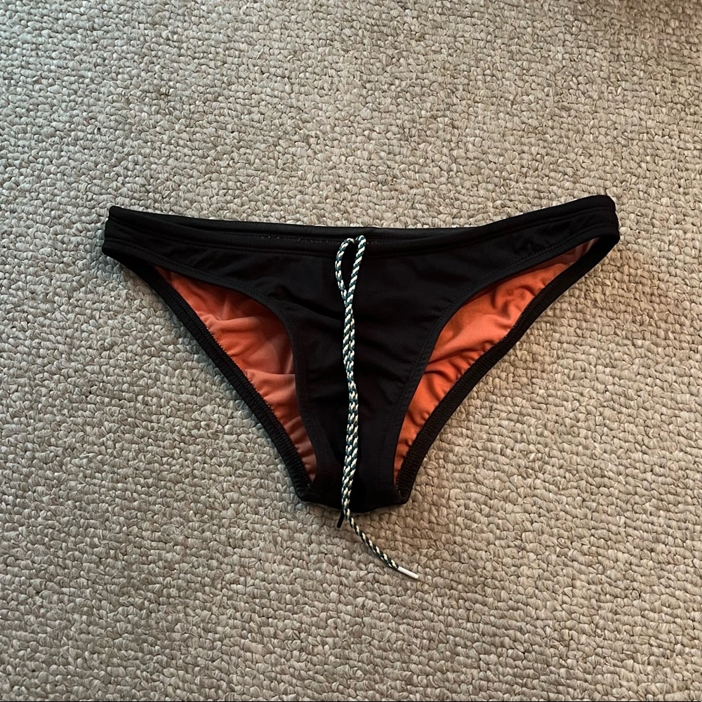 Jolyn Midl Bottoms